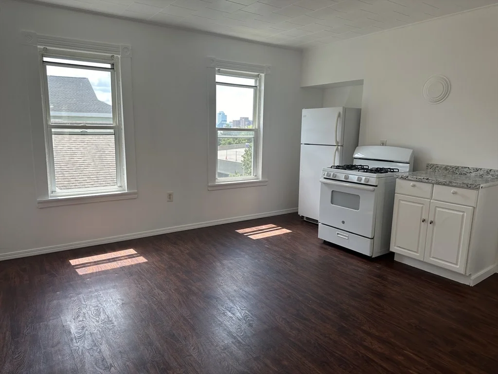 14 Hooper St, Worcester