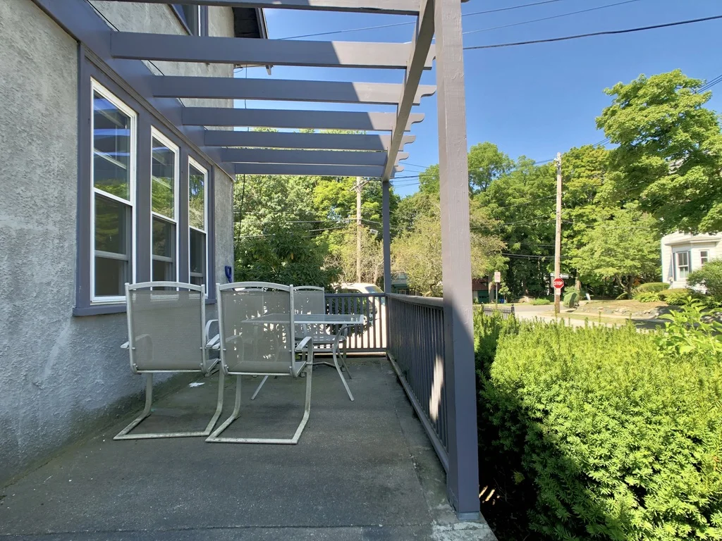 102 Erie Ave, Newton Highlands