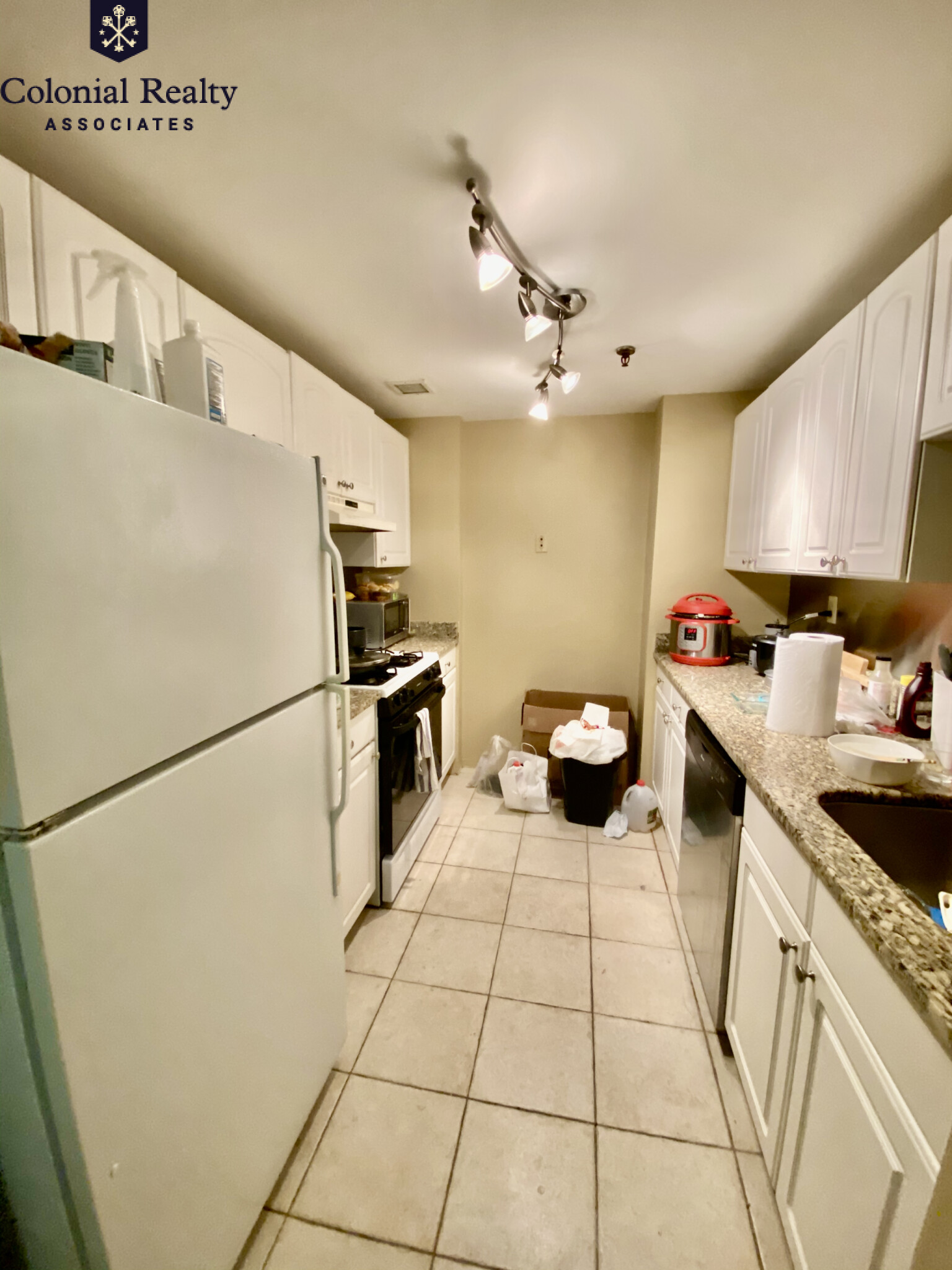 9 North Beacon St, Allston