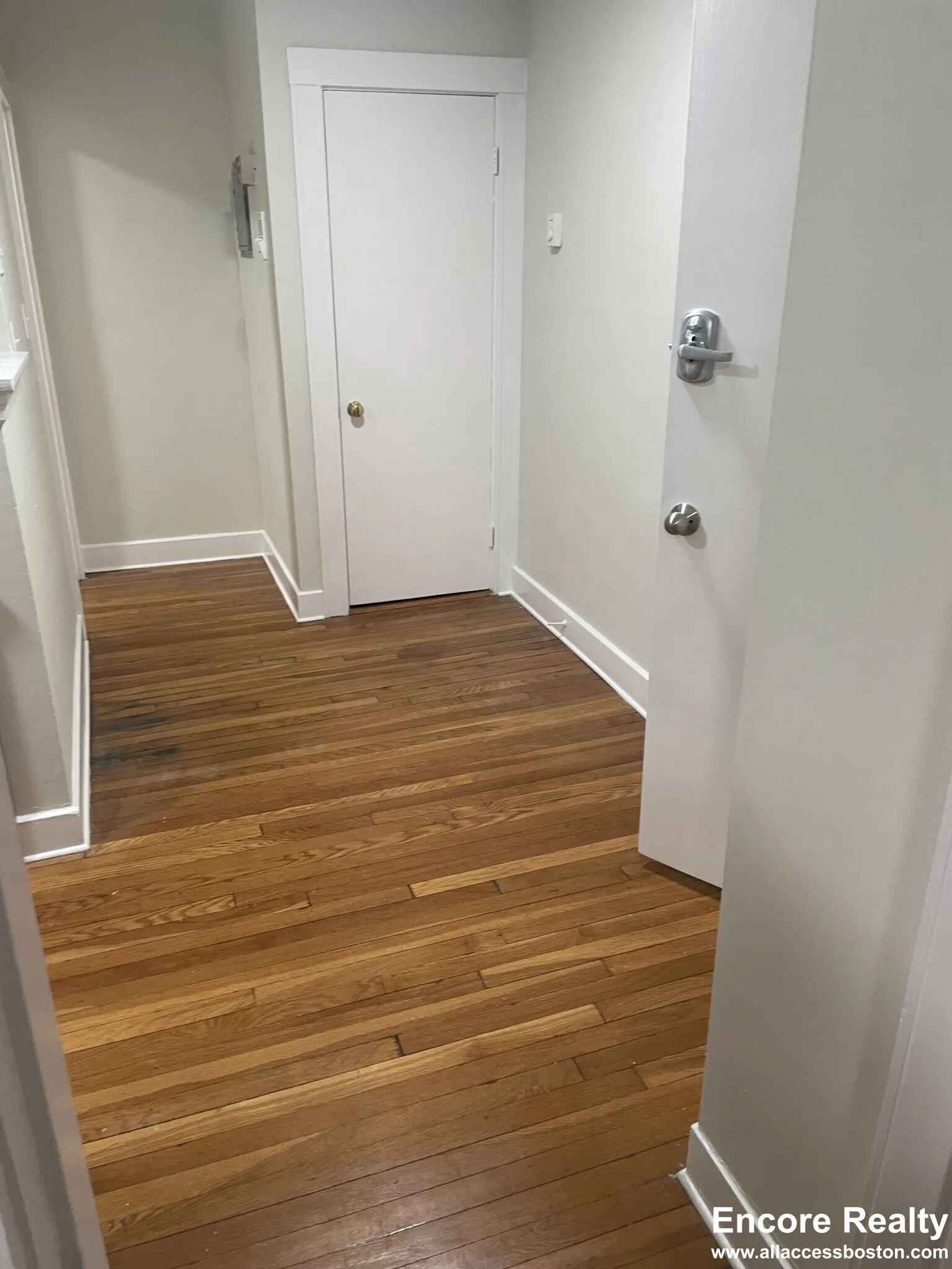 402 Highland Ave, Davis Square