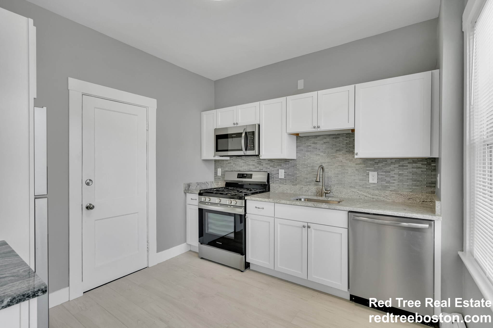 142 Sutherland Rd, Brighton
