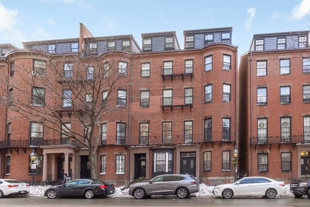 21 Bowdoin St, Beacon Hill