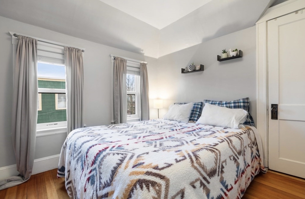 439 Ashmont St, Dorchester