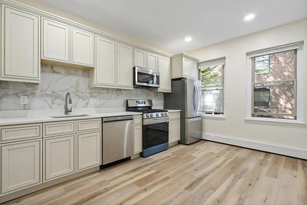 122 Union Park St, South End