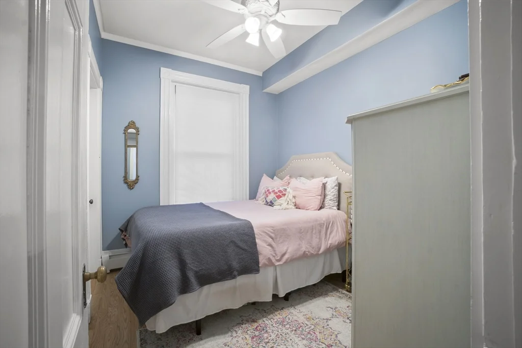 447 Marlborough St, Back Bay