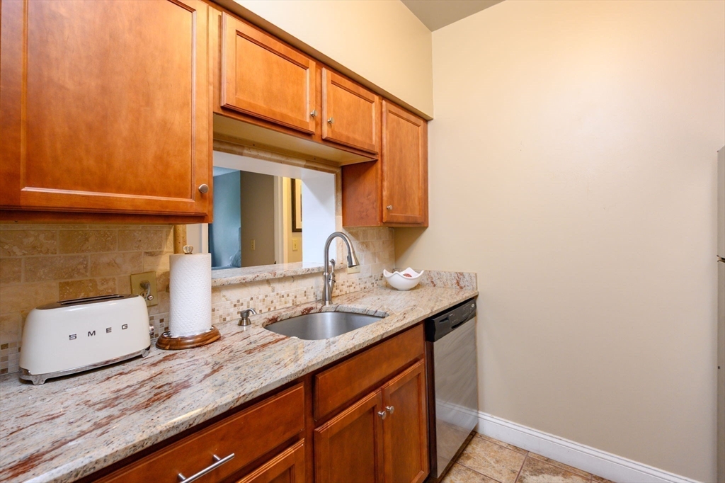 106 13th St, Charlestown