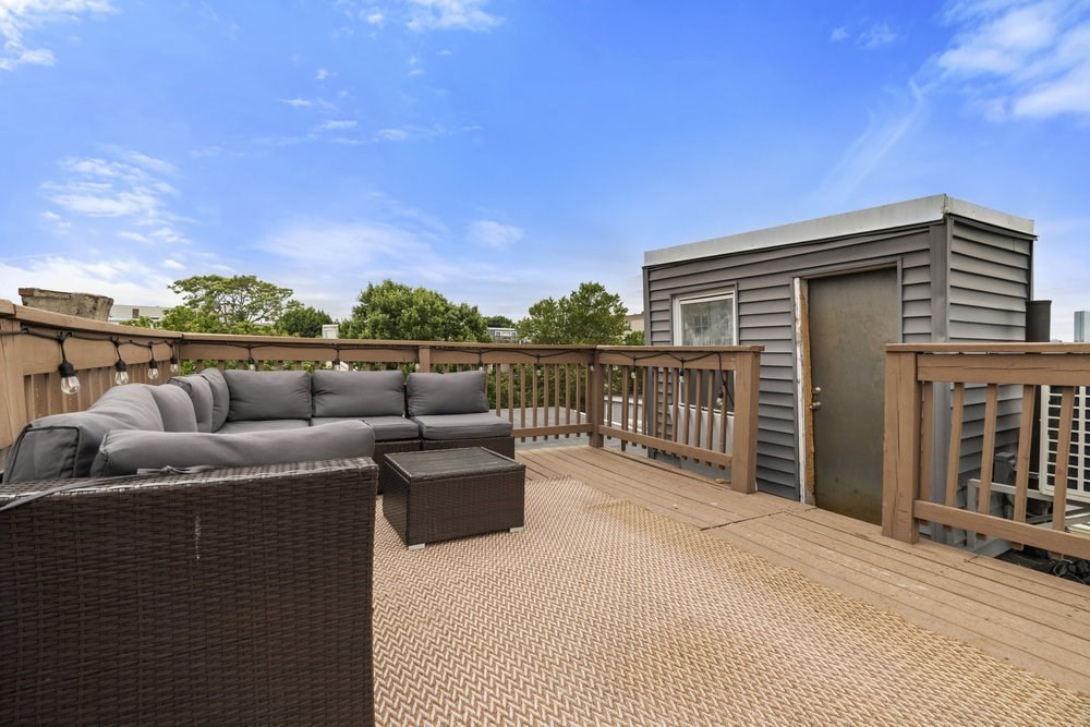 436 West 2nd St, South Boston