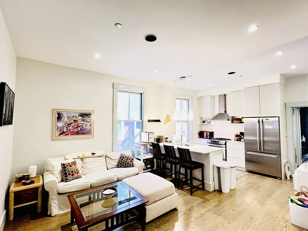 15 Boardman St, Central Square