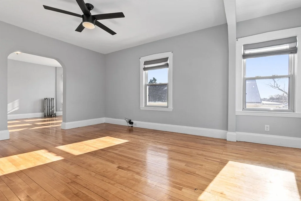 55 Pine St, Swampscott