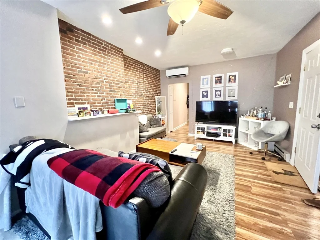 246 North St, North End