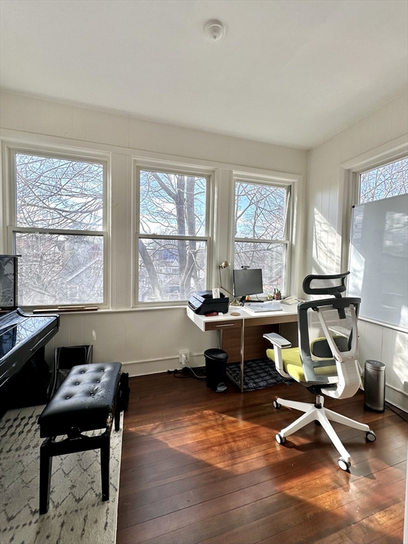 130 Fuller St, Coolidge Corner