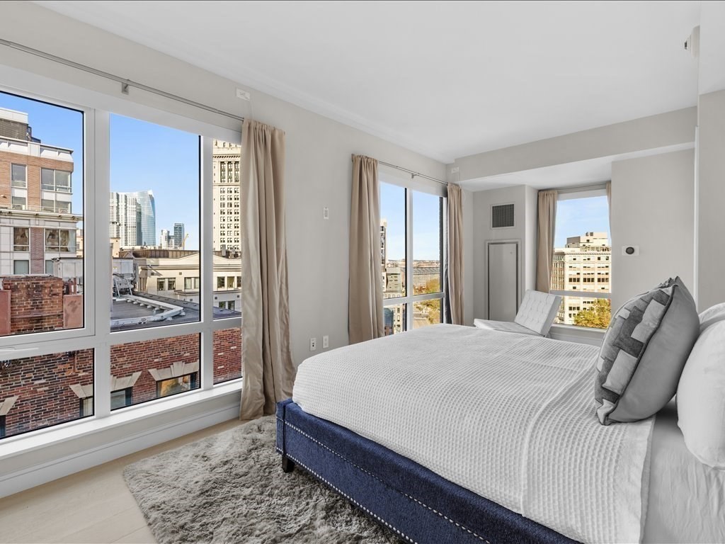 110 Broad St, Waterfront