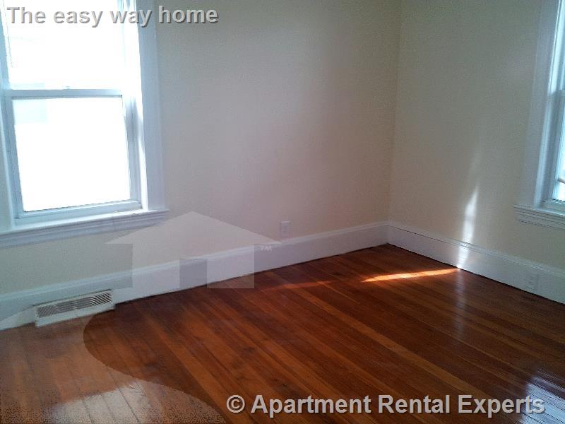 101 Heath St, Winter Hill