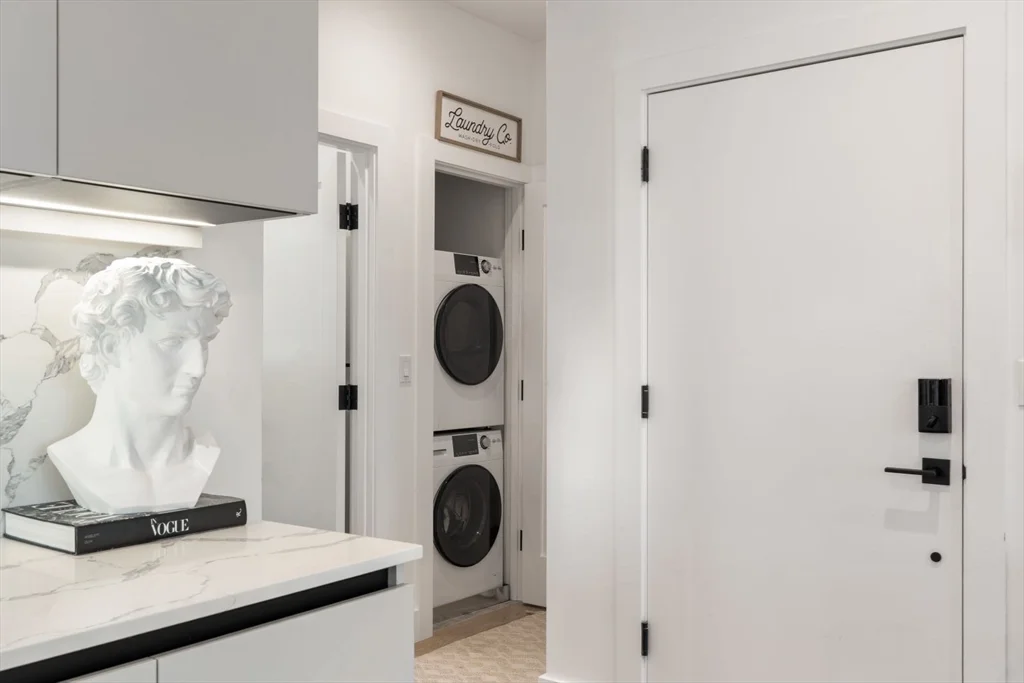 75 W Broadway, South Boston