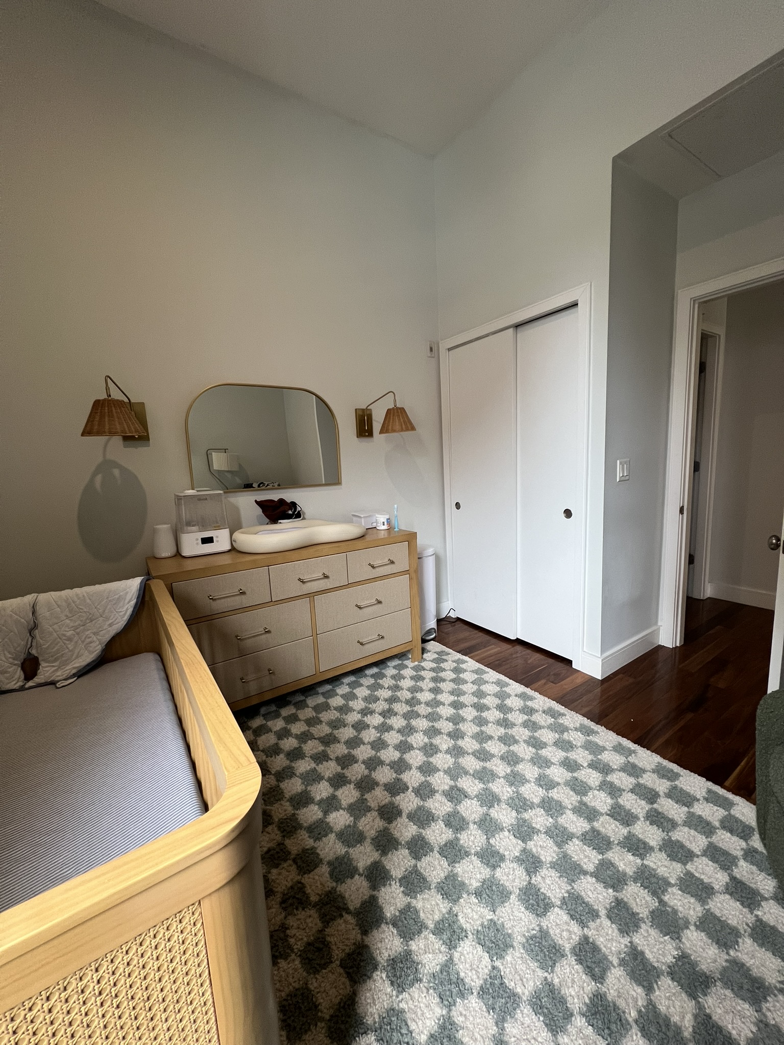 557 Columbus, South End