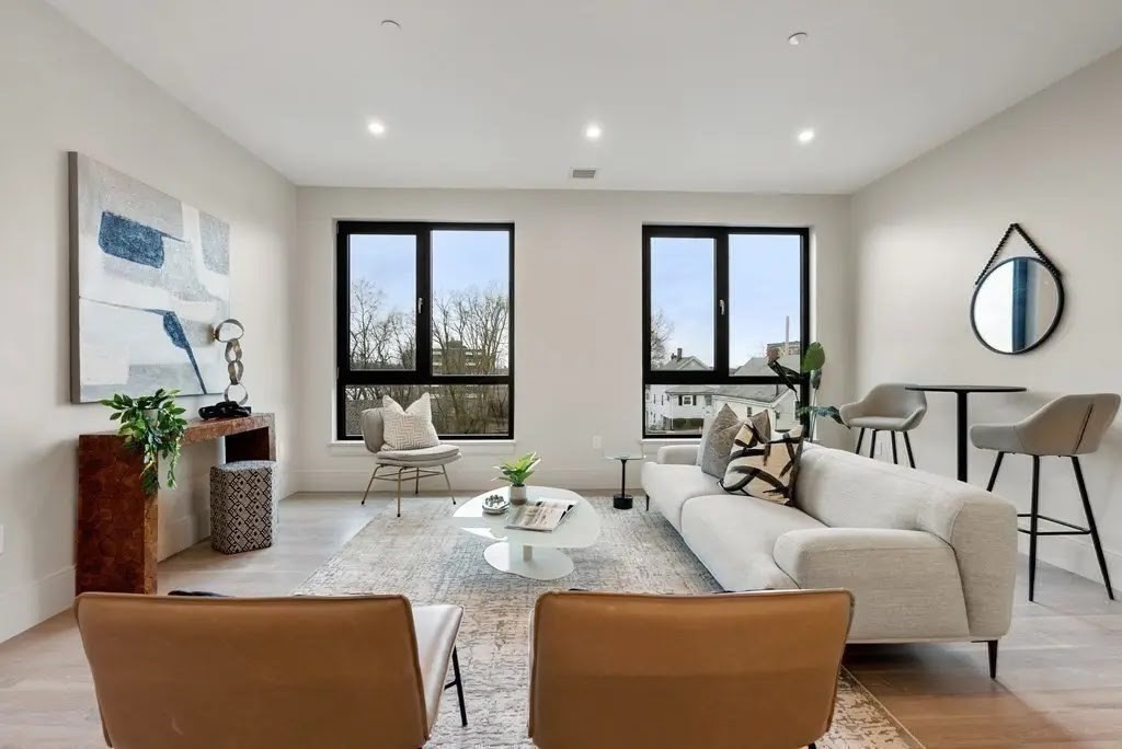 85 Myrtle, Quincy