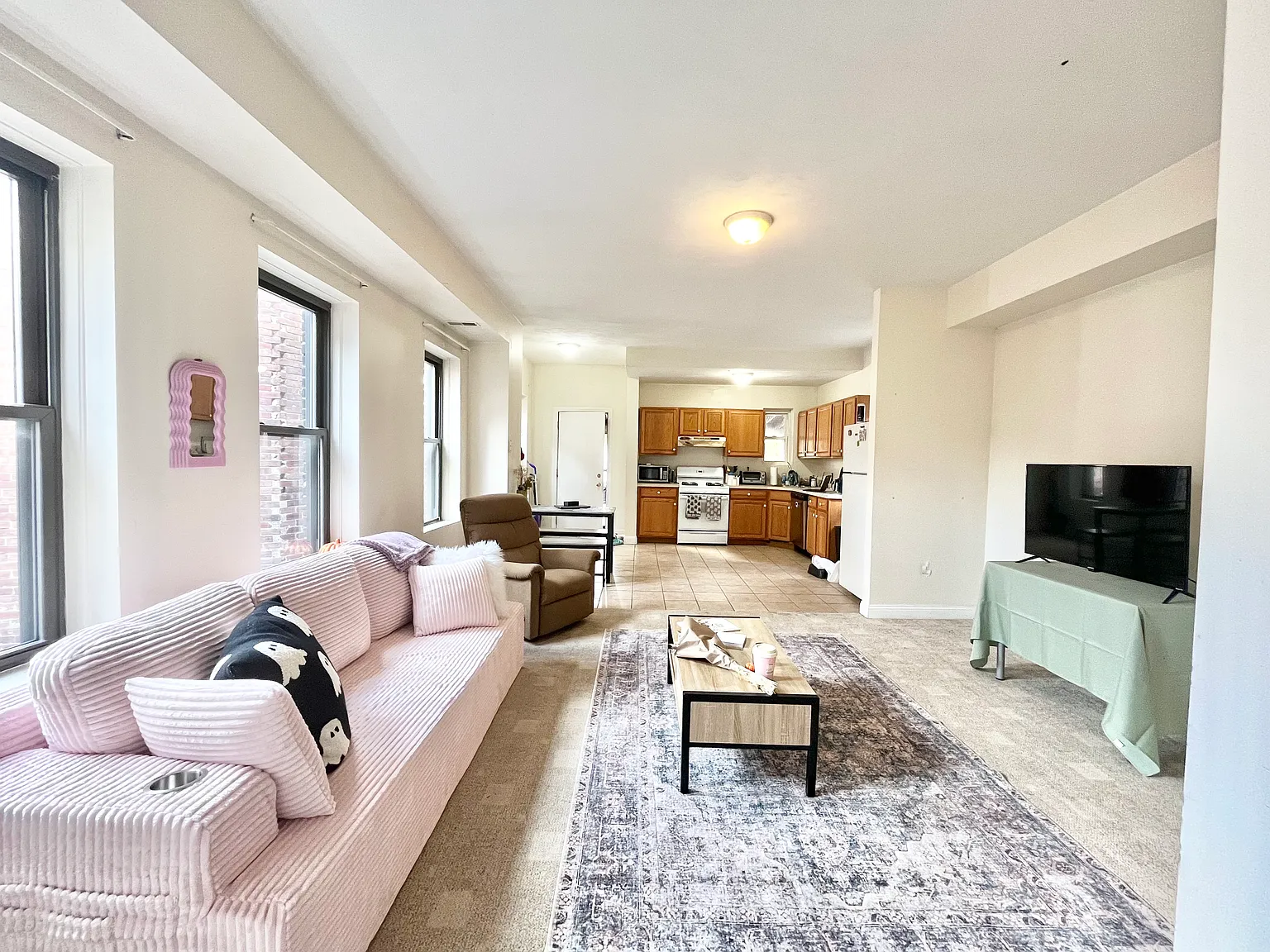 10 South Huntington Ave, Mission Hill