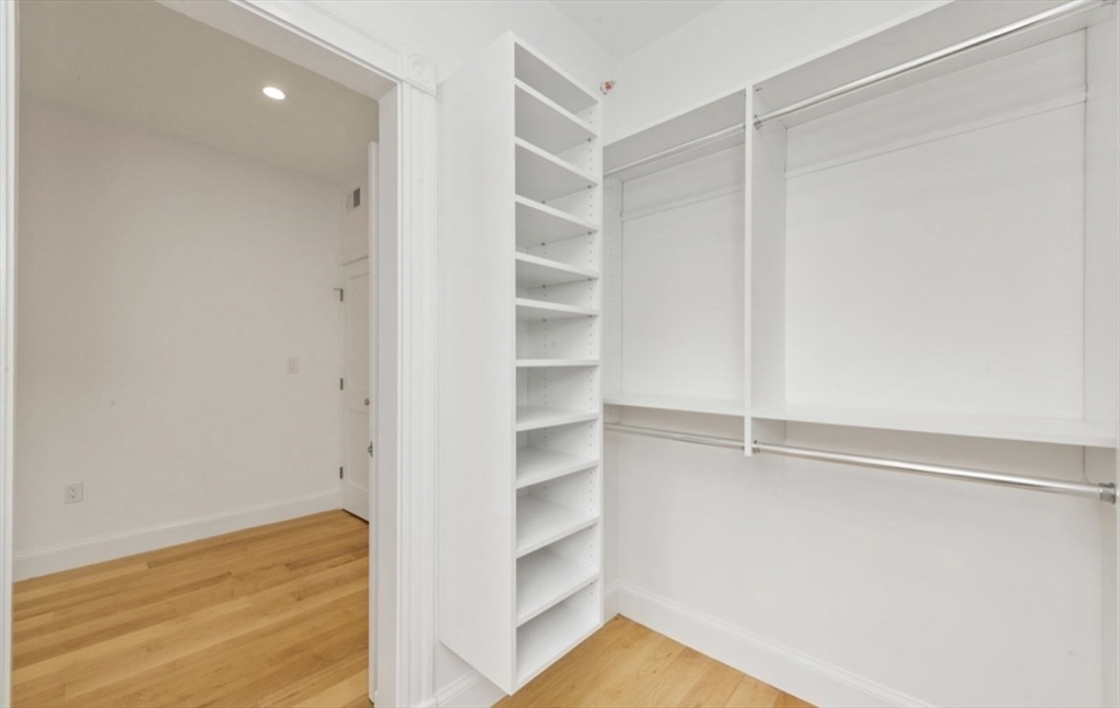 344 Hanover St, North End