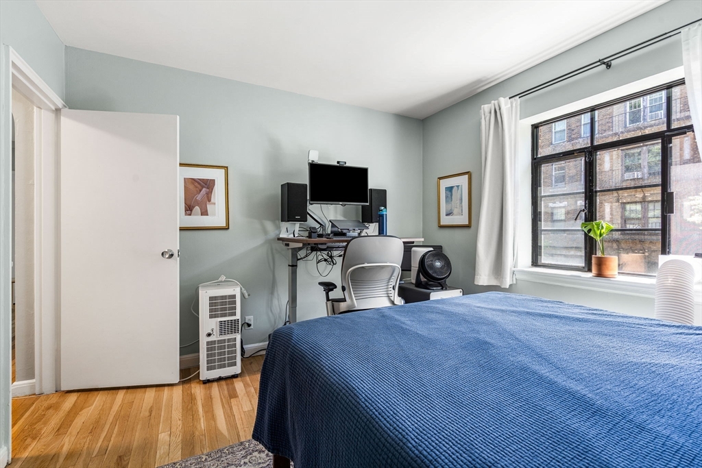 69 Strathmore, Brighton