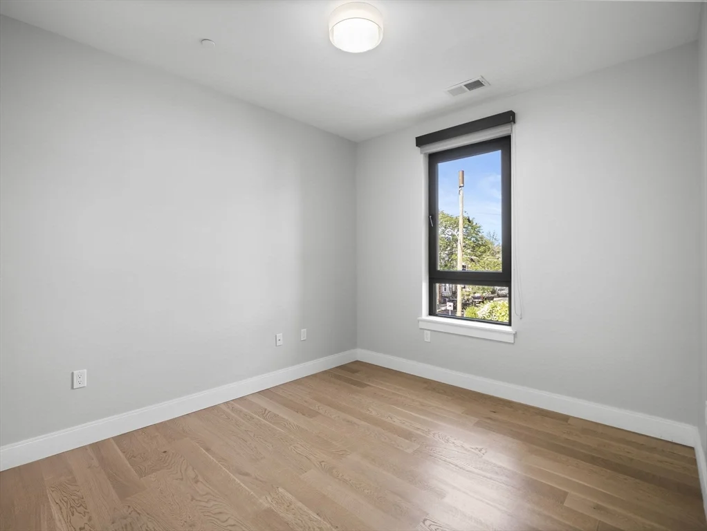 9 Central St, Spring Hill