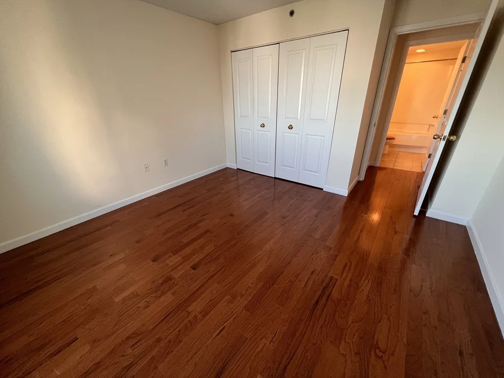 8 Museum Way, East Cambridge