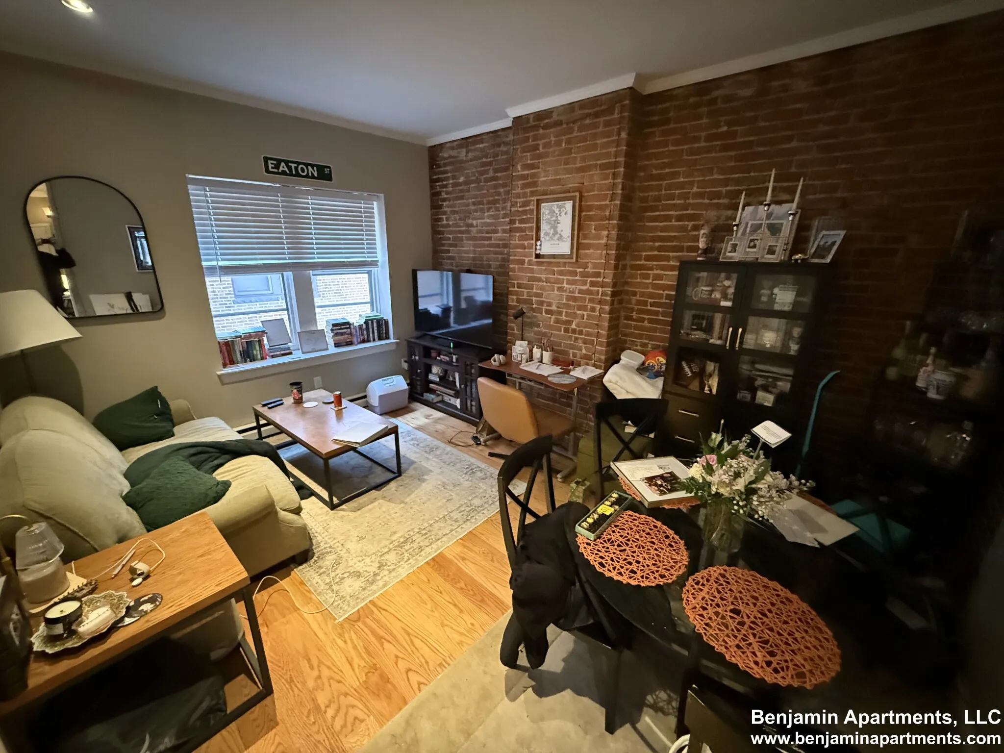 17 Garrison St, Back Bay