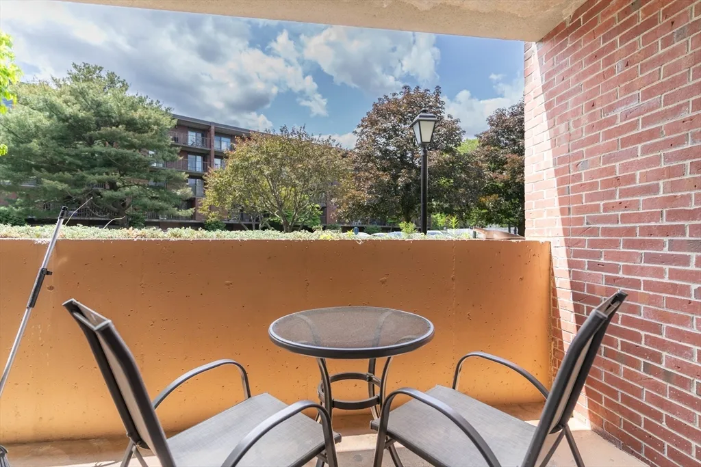 144 Marble, Stoneham