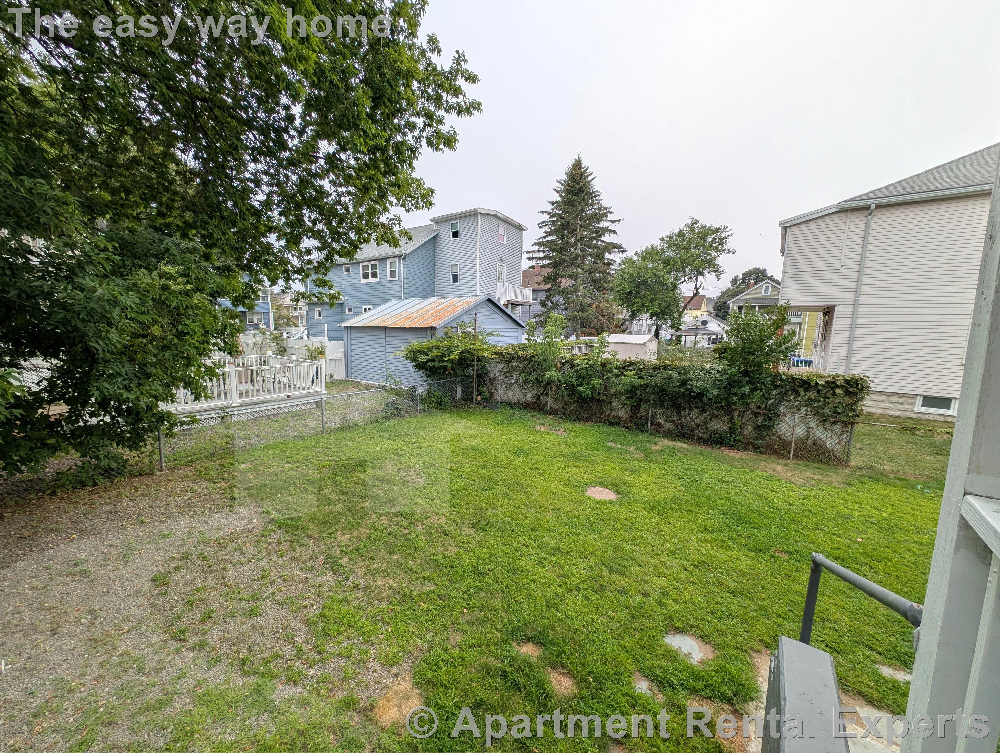 85 Billings Ave, Tufts