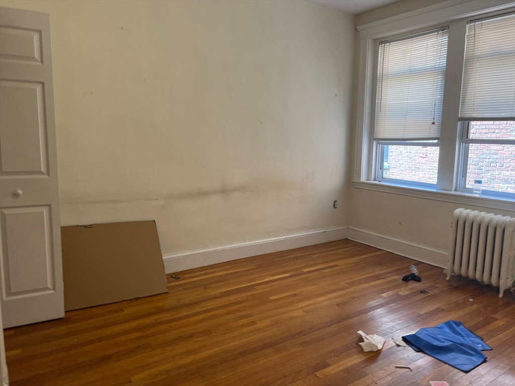 333 Harvard St, Mid-Cambridge