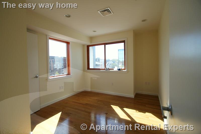 2 Beech St, Porter Square