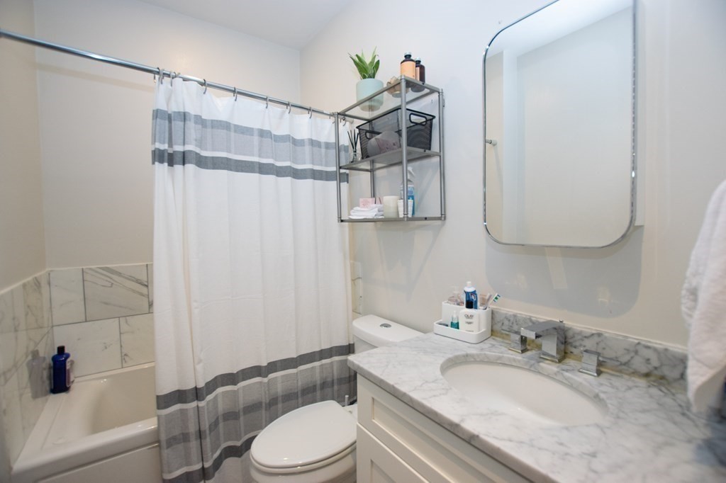 376 West Broadway, South Boston