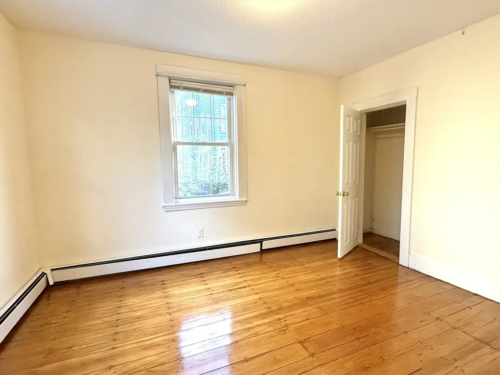 18 Roberts St, Brookline