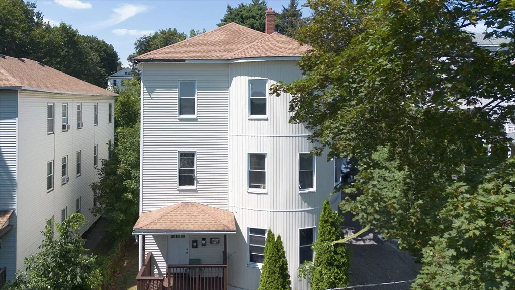 6 Vernon Street Pl, Worcester