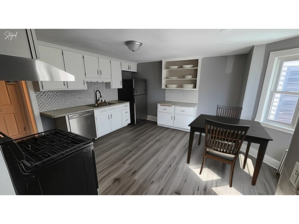 1 Greenleaf Pl, Melrose