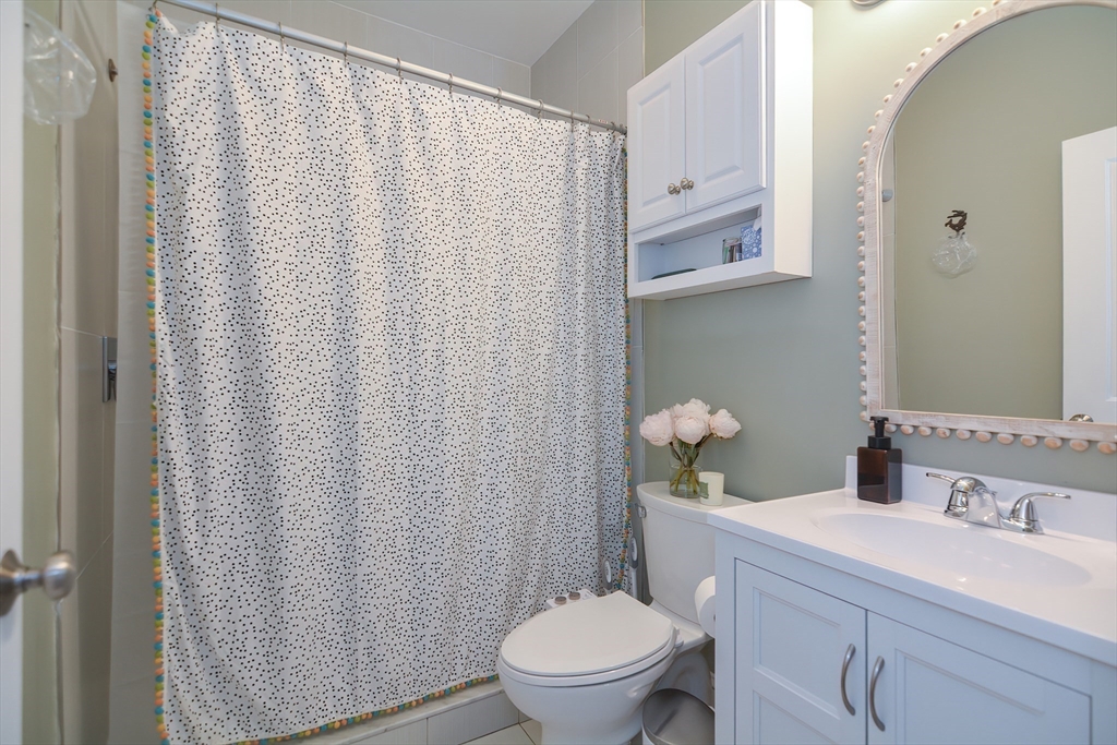 2 Woodworth St, Dorchester