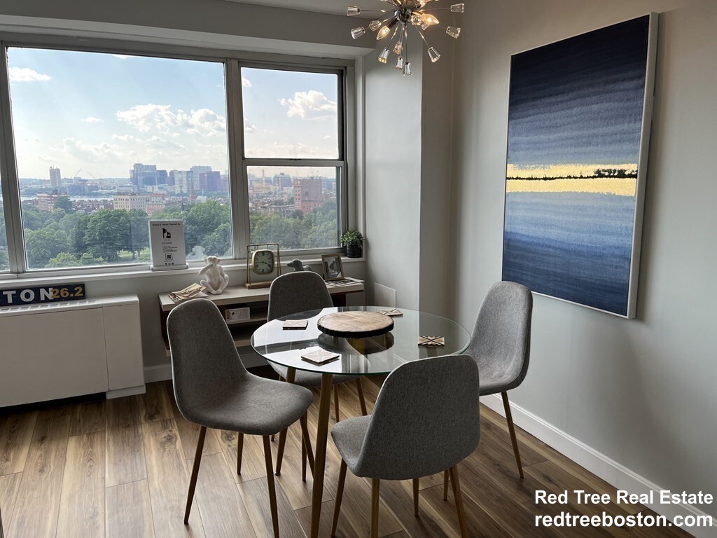 151 Tremont St, Midtown