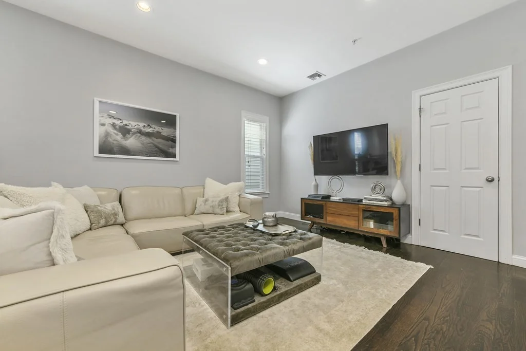 349 Meridian St, East Boston