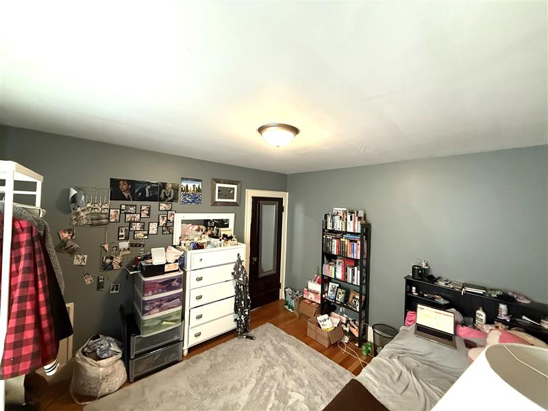 53 Forest St, Medford