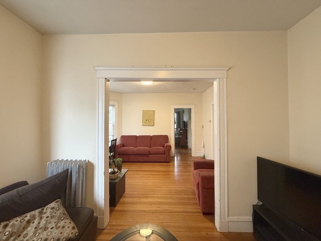 34 Belknap St, Tufts University