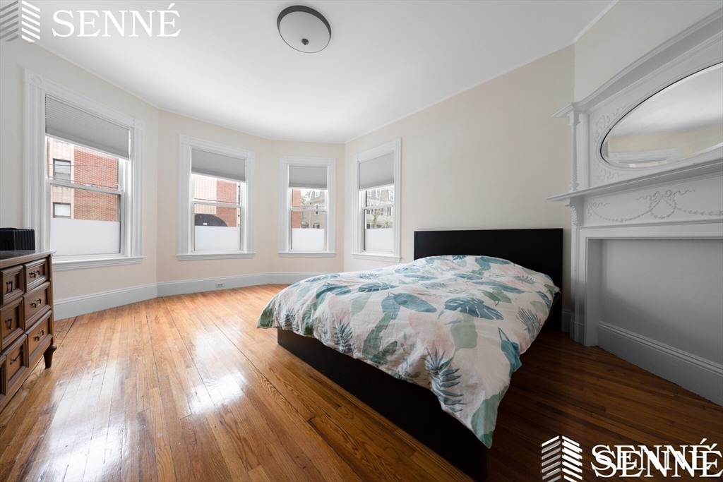 19 Trowbridge St, Mid-Cambridge