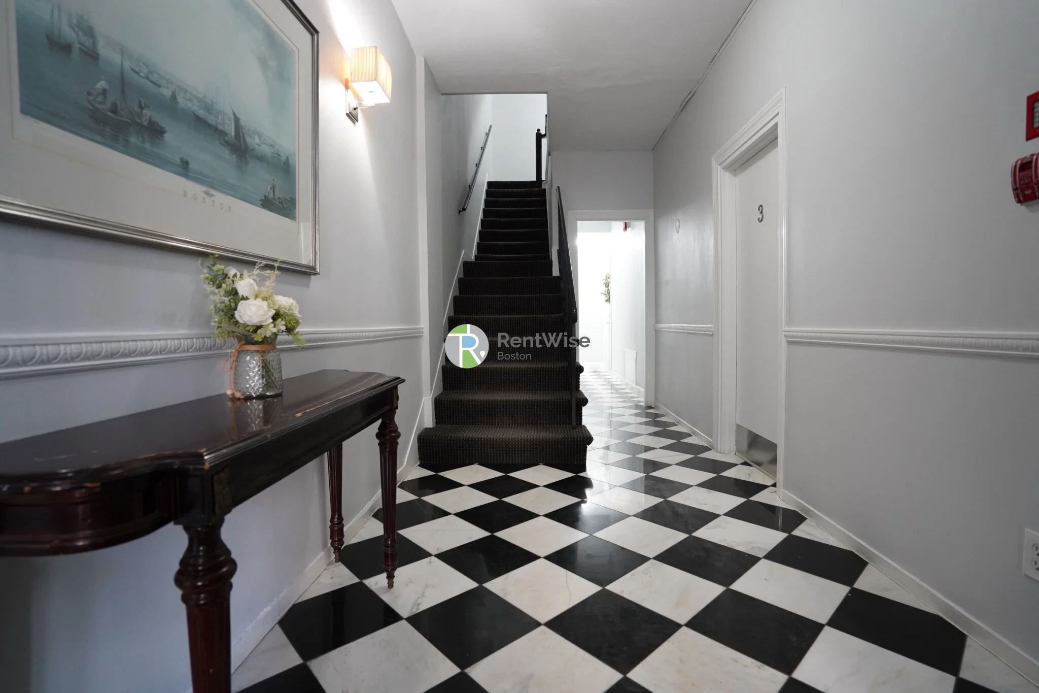 304 Berkeley St, Back Bay