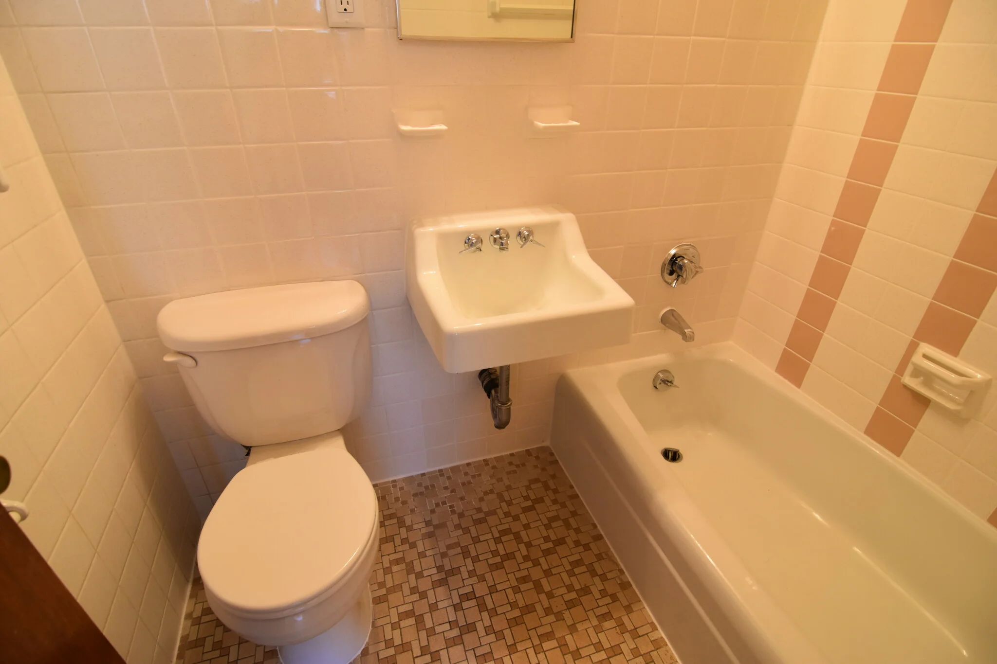 176 North Beacon St, Brighton