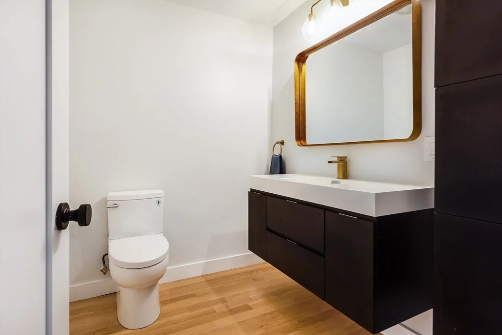 199 Coolidge Ave, Watertown