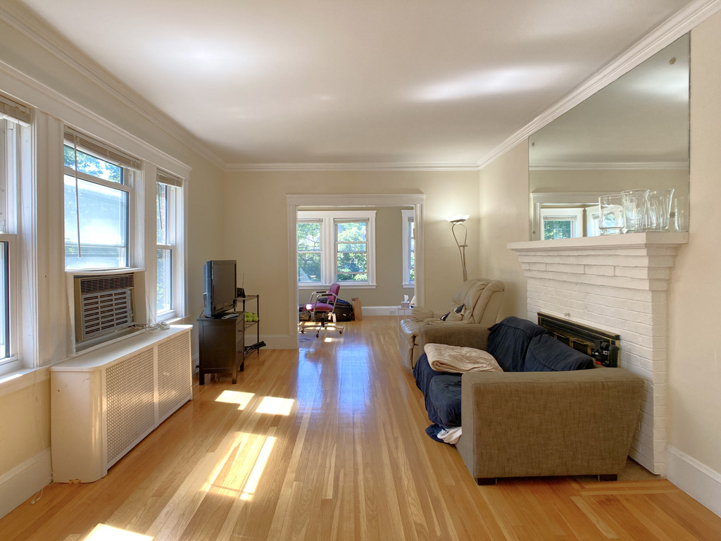 129 Oxford Rd, Newton Centre