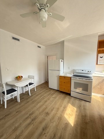 58 Aspinwall Ave, Coolidge Corner