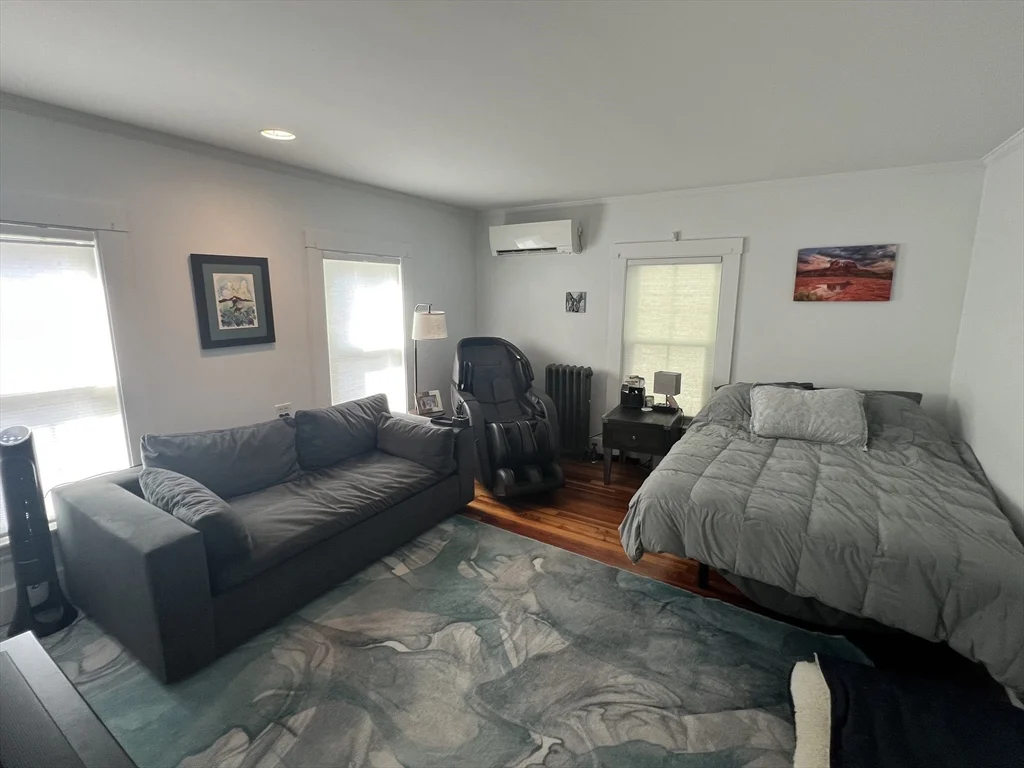 15 Orchard St, Newton