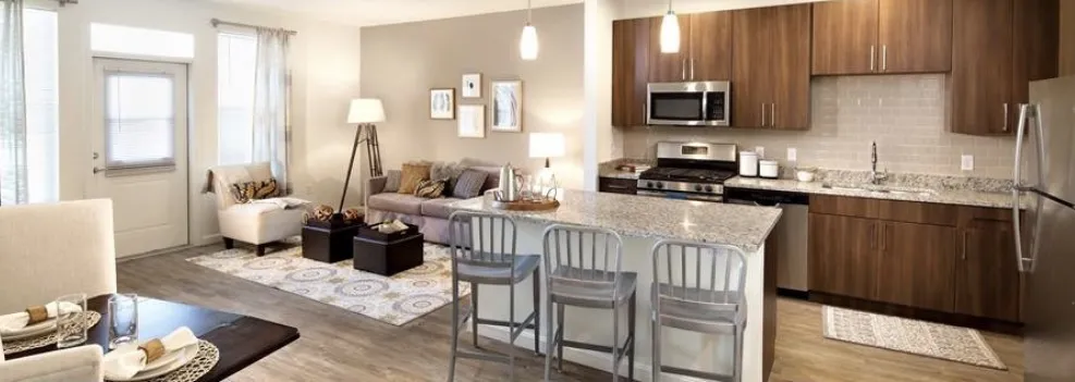 60 Robert Dr, South Easton