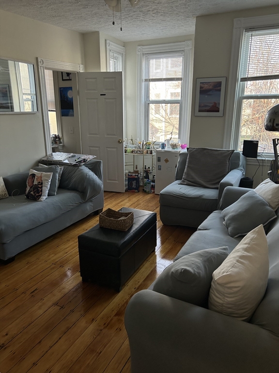 841 E 2nd St, South Boston