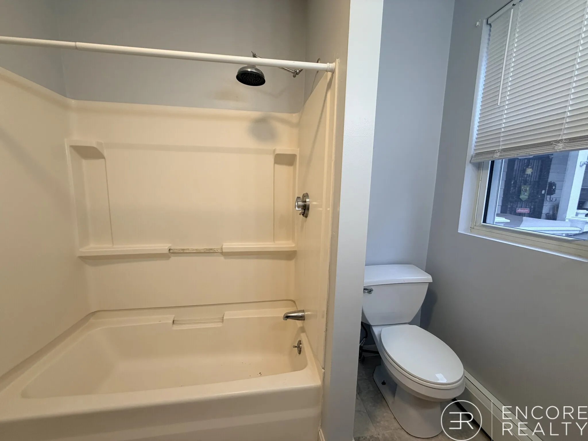 75 Putnam St, Eagle Hill