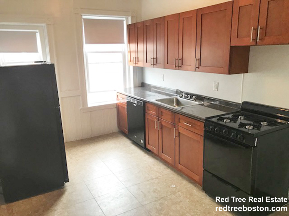 7 Mount Hood Rd, Brighton